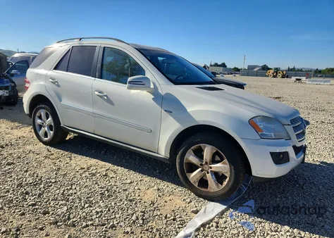 2011 Mercedes-Benz Ml 350 Bluetec z USA, uszkodzony, nr VIN 4JGBB2FBXBA725931